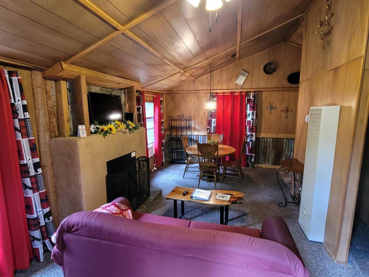 Sierra Blanca Cabins Hotell Ruidoso Eksteriør bilde