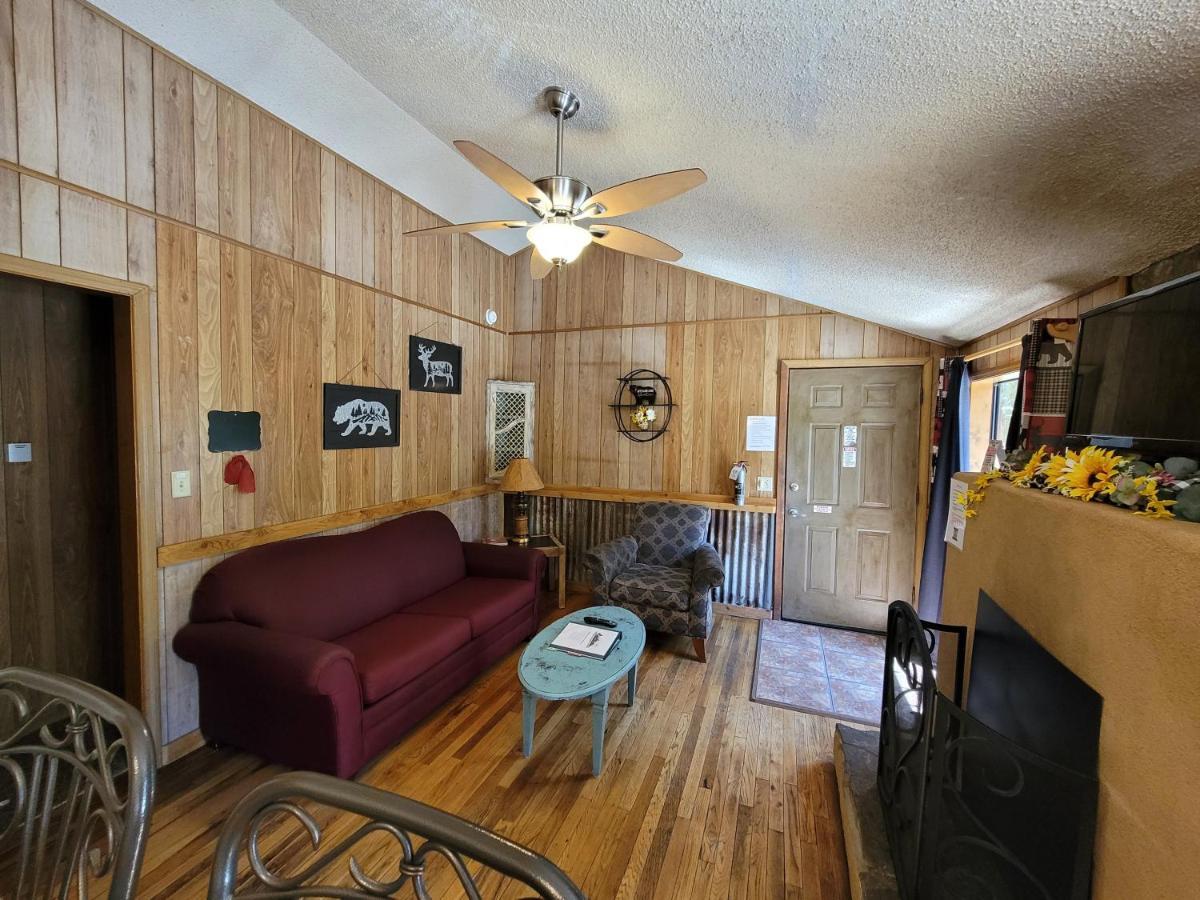Sierra Blanca Cabins Hotell Ruidoso Eksteriør bilde